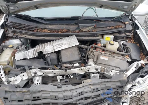 2013 Toyota Prius Two из США, поврежденный, VIN JTDKN3DU5D5621798